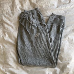 nike grey joggers